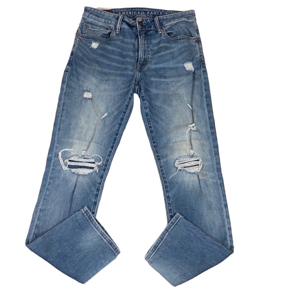 ✨SOLD✨American Eagle Slim Next Level Airflex Distressed